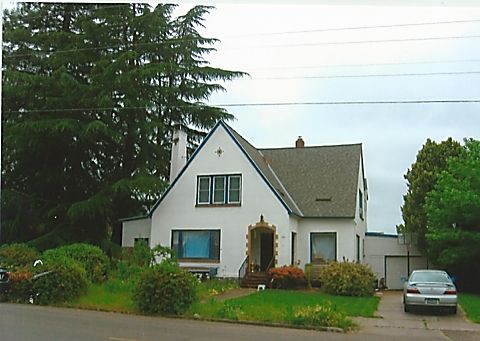 The Fred M. & Nellie Henriksen House #1